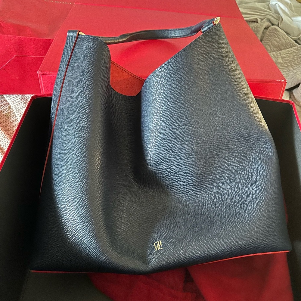 Carolina Herrera shoulder bag with wallet.